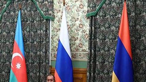 R­u­s­y­a­­d­a­n­ ­E­r­m­e­n­i­s­t­a­n­­a­ ­i­t­i­d­a­l­ ­ç­a­ğ­r­ı­s­ı­